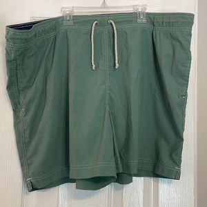 Men’s J. Crew swim suit in green with mesh lining and pockets